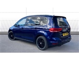 Volkswagen Touran Image 2