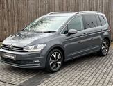 Volkswagen Touran Image 2