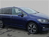 Volkswagen Touran Image 1