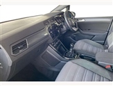 Volkswagen Touran Image 2