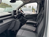 Volkswagen Transporter Image 2