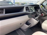 Volkswagen Transporter Image 2