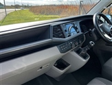 Volkswagen Transporter Image 2