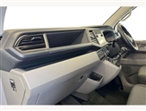 Volkswagen Transporter Image 2