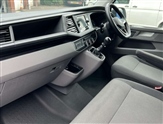Volkswagen Transporter Image 2