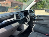 Volkswagen Transporter Image 2