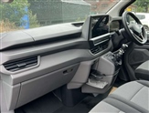 Volkswagen Transporter Image 2