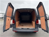 Volkswagen Transporter Image 6