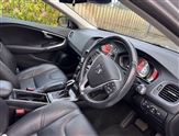 Volvo V40 Image 2