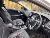 Volvo V40 Image 2