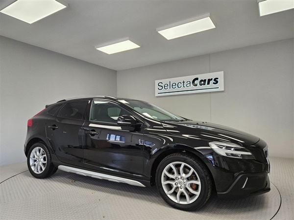 Large image for the Used Volvo V40 CROSS COUNTRY