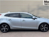 Volvo V40 Image 2