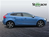 Volvo V40 Image 2