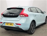 Volvo V40 Image 2