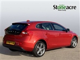 Volvo V40 Image 2