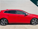 Volvo V40 Image 2