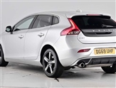 Volvo V40 Image 2