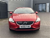 Volvo V40 Image 2