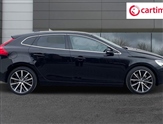 Volvo V40 Image 2
