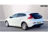 Volvo V40 Image 2