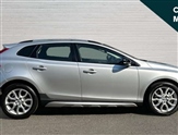 Volvo V40 Image 2