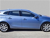 Volvo V40 Image 2