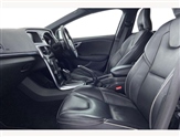 Volvo V40 Image 2