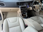 Volvo V60 Image 3