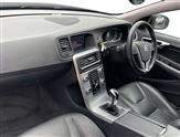 Volvo V60 Image 2