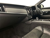 Volvo V90 Image 2
