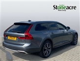 Volvo V90 Image 2