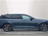 Volvo V90 Image 3