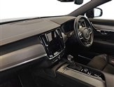 Volvo V90 Image 2