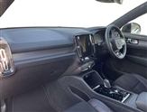 Volvo XC40 Image 2