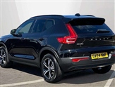 Volvo XC40 Image 2