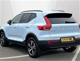 Volvo XC40 Image 2