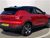Volvo XC40 Image 2