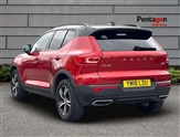 Volvo XC40 Image 2