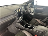 Volvo XC40 Image 2