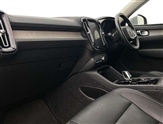 Volvo XC40 Image 2