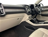 Volvo XC40 Image 2