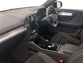 Volvo XC40 Image 2