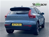 Volvo XC40 Image 2