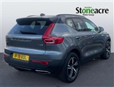 Volvo XC40 Image 2