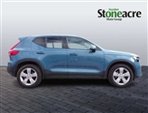 Volvo XC40 Image 2