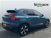 Volvo XC40 Image 2