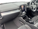 Volvo XC40 Image 2