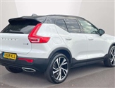 Volvo XC40 Image 2