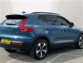 Volvo XC40 Image 2