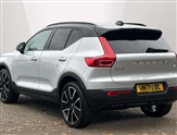 Volvo XC40 Image 2